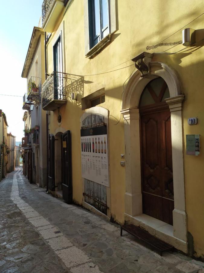 Stanze Don Gesualdo Alloggio Turistico Taurasi Bagian luar foto